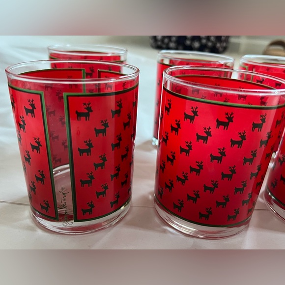 Set of 8 Vintage Christmas Holiday Tumbler low ball glasses by Georges Briard - Picture 9 of 9